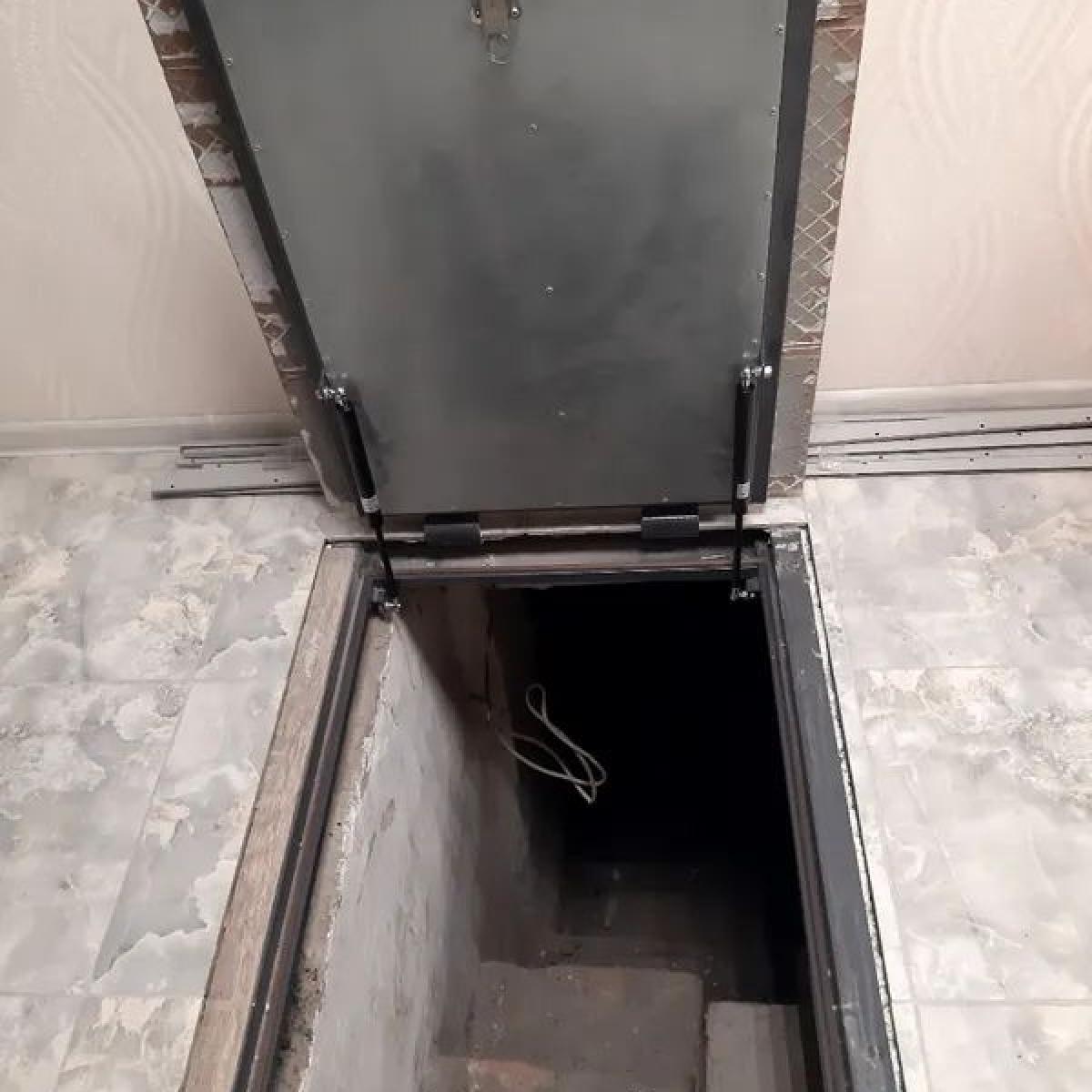 Люк напольный утепленный Стандарт УТ-40-600х900